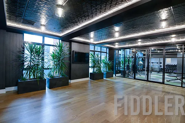 Rented by Fiddler Realty | media 99