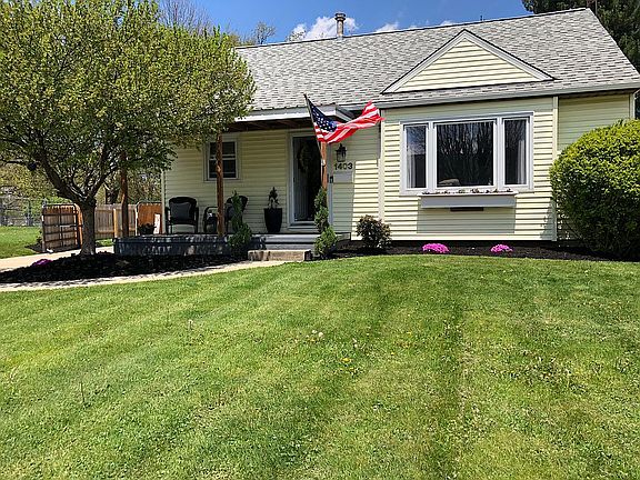 2nd image of 1403 Gulling Ave