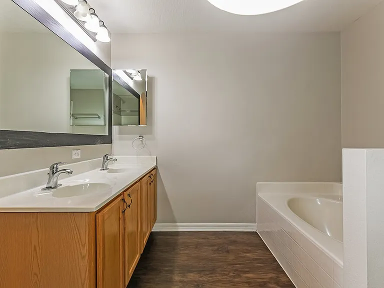 436 Fish Hawk Dr — Photo 11