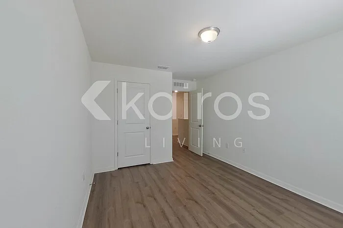 18268 Wintergarden Ave — Photo 22