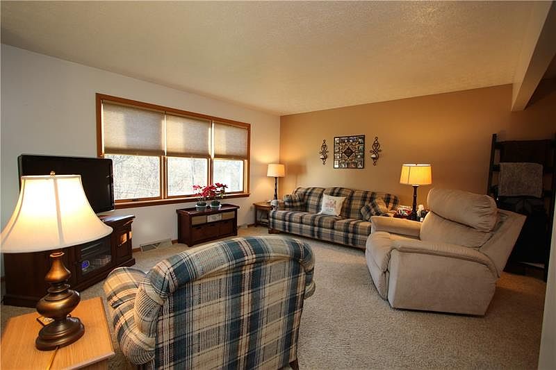 2014 Old Clairton Rd, Clairton, PA 15025 Zillow