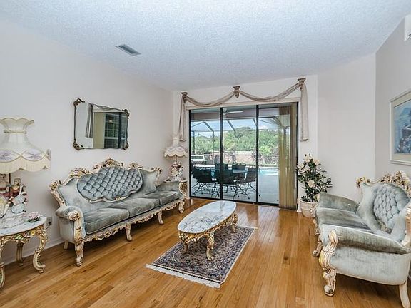 3rd image of 409 Pine Warbler Way N