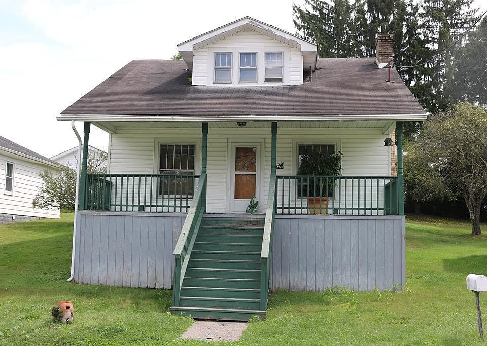1st image of 212 Azzara Ave