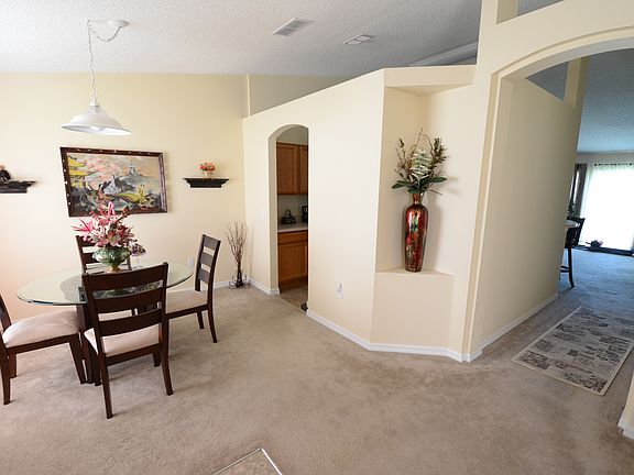 5th image of 2242 Evangelina Ave