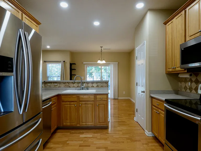 8504 Neuse Stone Dr — Photo 5