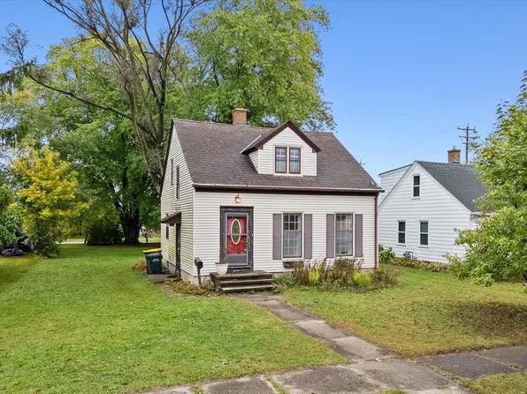 115 East AVENUE, West Bend, WI 53095