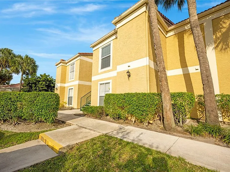 799 Riverside Dr #1021 — Photo 7