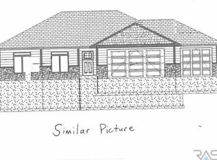 8004 W Strabane St, Sioux Falls, SD 57106