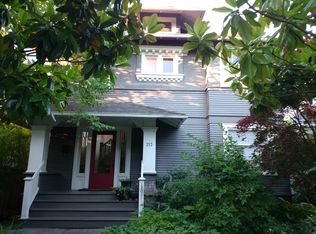 213 W Comstock St, Seattle, WA 98119
