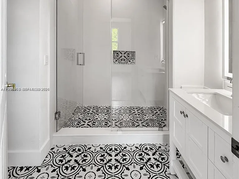 16449 SW 84th Pl — Photo 74