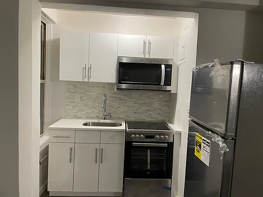 Rented by Douglas Elliman | media 1