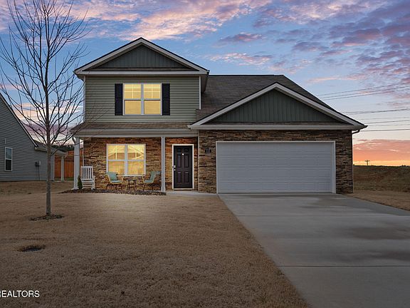 3rd image of 111 Lindsell Rd