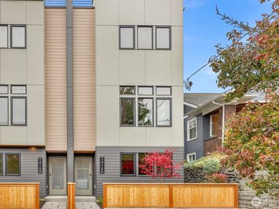 1416 N 47th Street #B, Seattle, WA, 98103