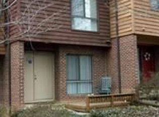 11531 Buttonwood Ct, Reston, VA 20191