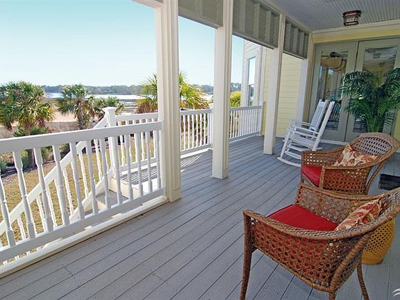5th image of 3840 SE Springtide Dr