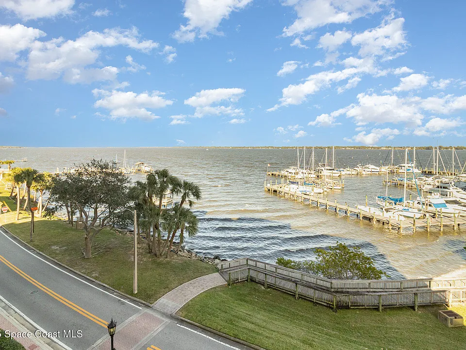 15 N Indian River Dr #504
