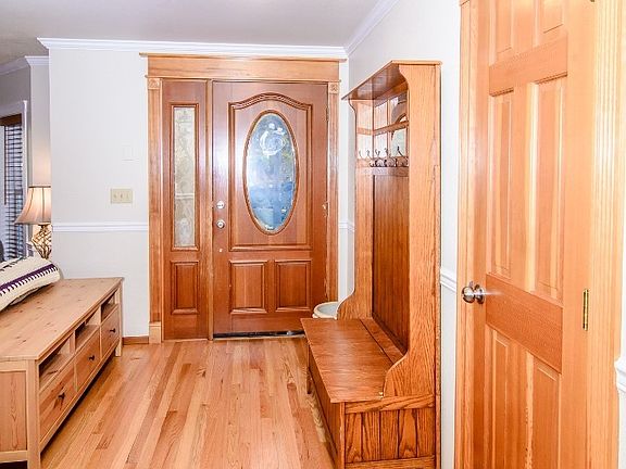 4th image of 18312 32nd Avenue Ct E