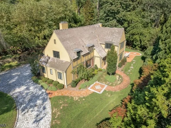 27 Brooklawn Dr, Millburn Twp., NJ 07078
