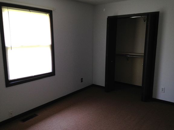 2nd image of 116 Flowerdale Dr