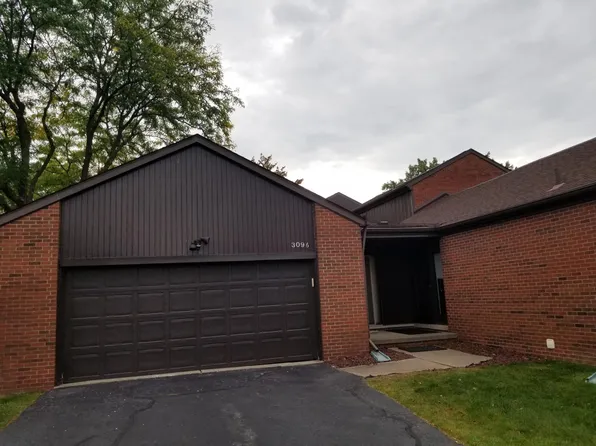 3096 Lindenwood Dr #72, Dearborn, MI 48120