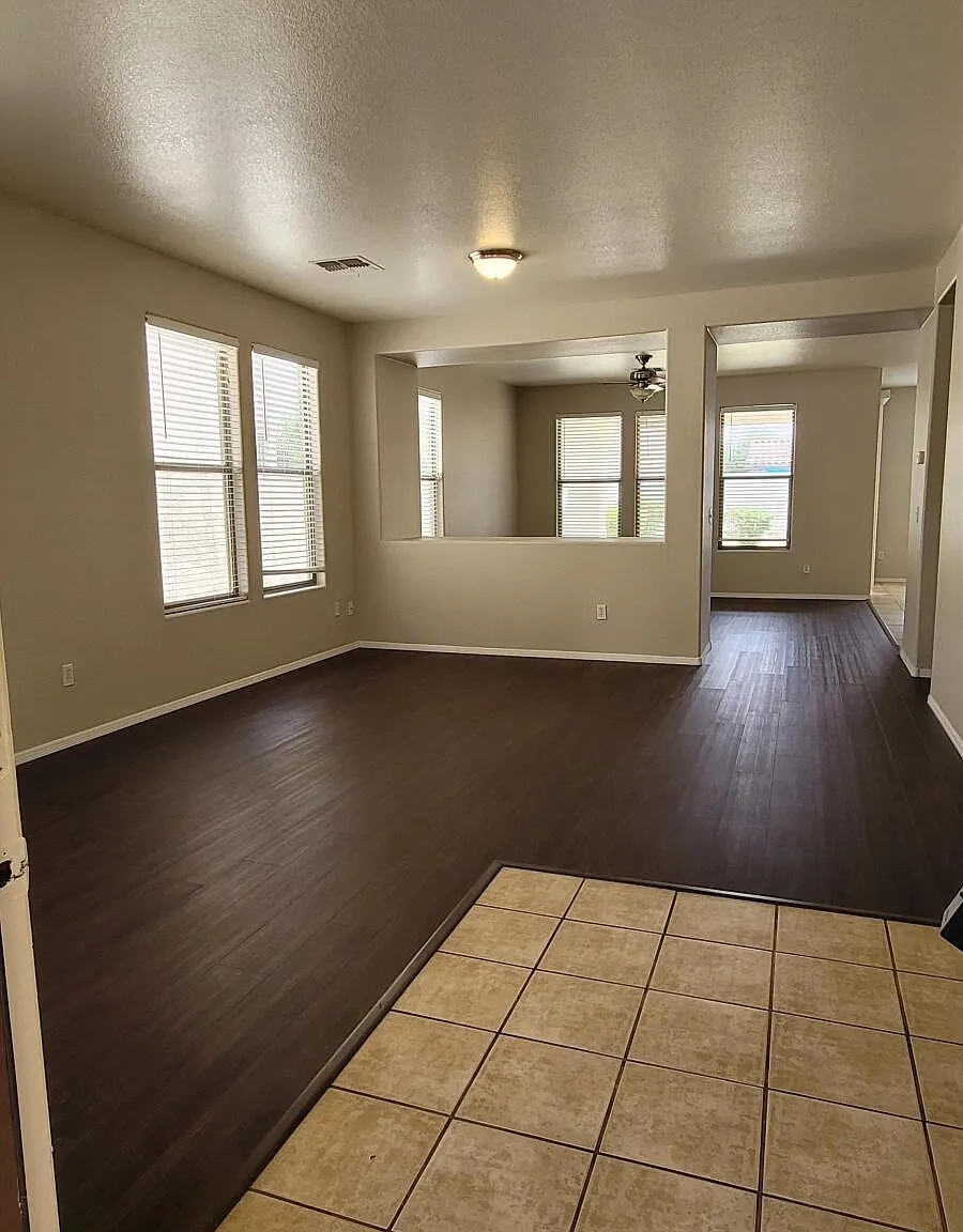 3 bed, 2230 sqft, $2,350 — Photo 2