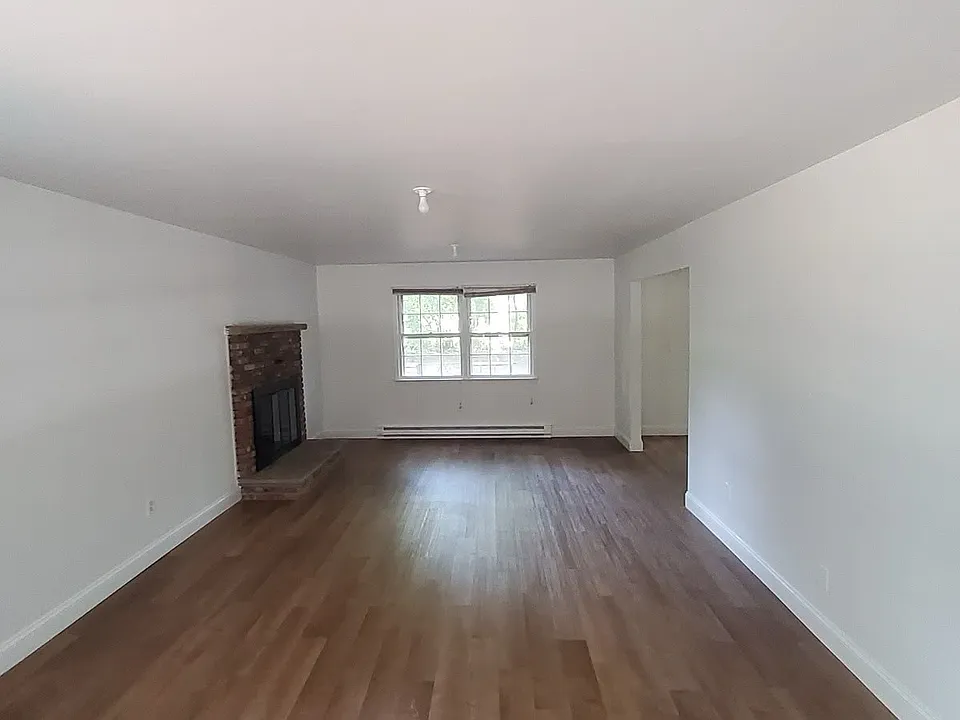 1 Fox Hill Rd