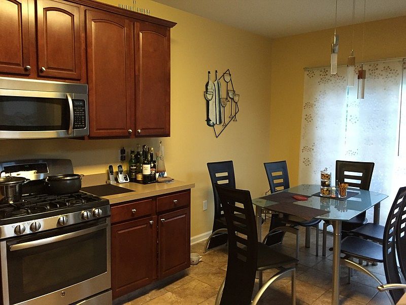 2nd image of 34 Inwood Dr