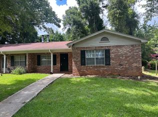 2568 Panther Creek Rd, Tallahassee, FL 32308