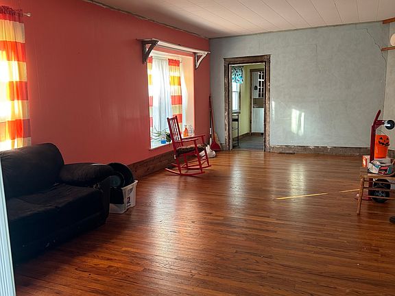 3rd image of 1409 S 4th St
