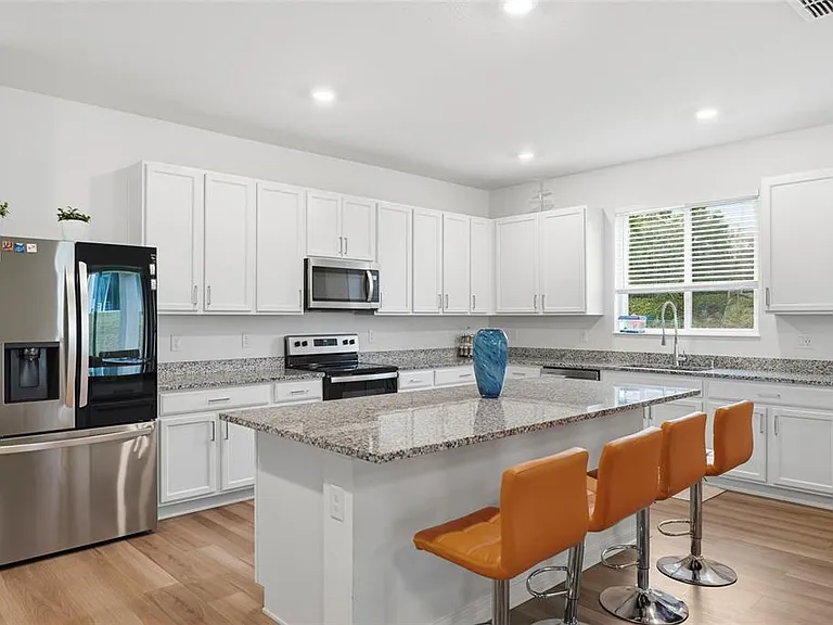 2081 Malbec Ct — Photo 14