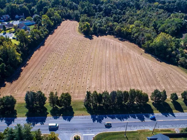 203 Port Tobacco Rd, La Plata, MD 20646