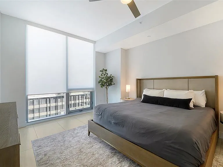 301 Quay Commons Dr #704 — Photo 26