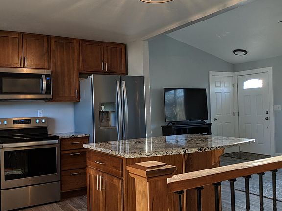 5th image of 1568 S Robb Ct