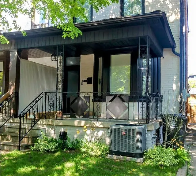 411 Concord Ave — Photo 1