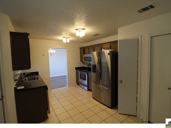 5th image of 2901 Cactus Dr