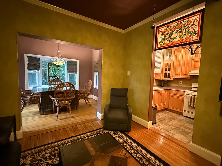 2501 Roswell Ave #102 — Photo 16