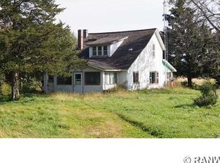 S2987 Barth Rd, Fountain City, WI 54629