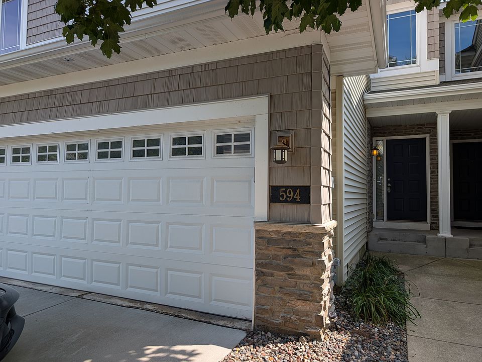 1st image of 594 Sutherland Dr