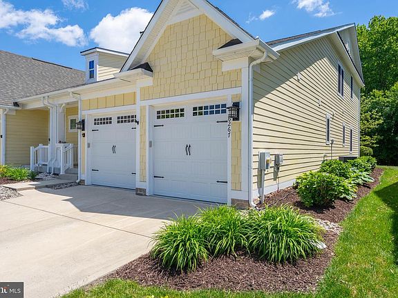 3rd image of 36267 Waterleaf Way