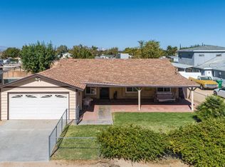 3233 W Avenue L4, Lancaster, CA 93536