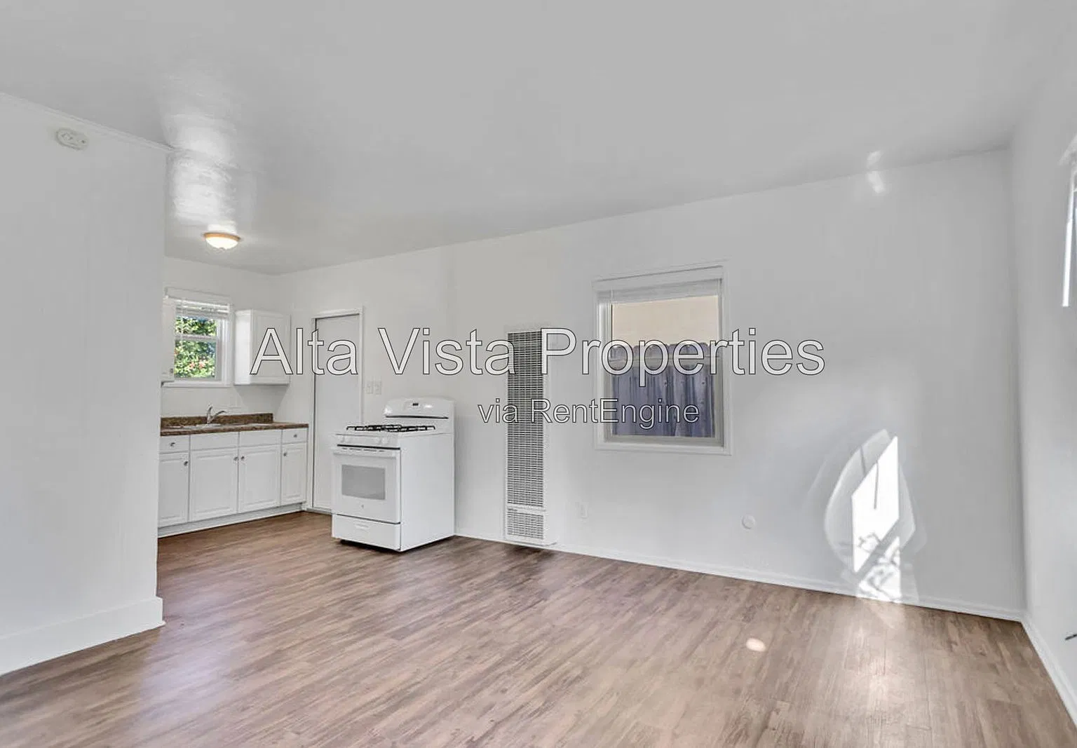 Studio, 1.0 bath, 400 sqft, $2,149 — Photo 1