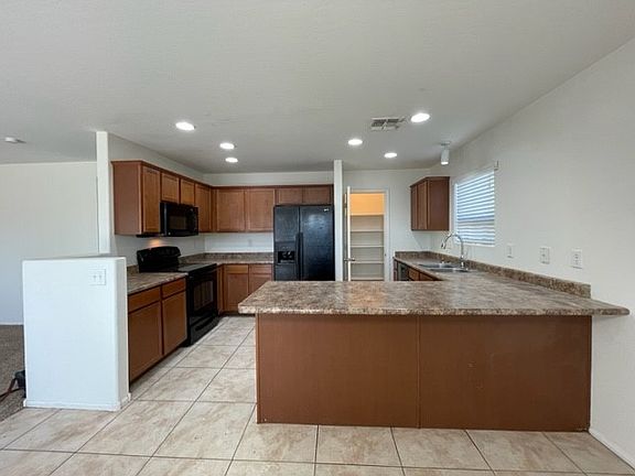 4th image of 28981 N Coal Ave
