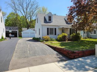 1606 Lynnwood St, Rockford, IL 61108