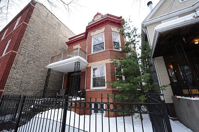 1st image of 2128 W Berteau Ave
