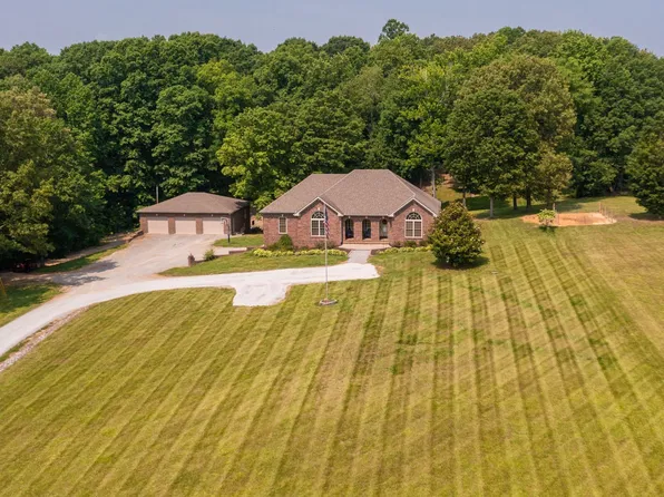 3699 Thomasville Rd, Chapmansboro, TN 37035