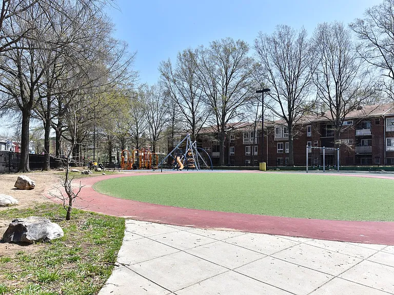 31 Randolph Pl NW — Photo 25