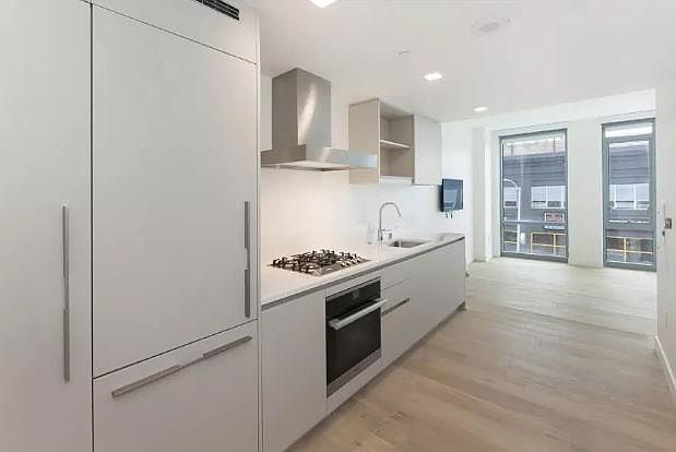 1st image of 1545 Pine St #302