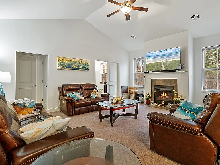 14 Ver Planck Ln — Photo 16