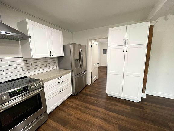 5th image of 13616 51st Ave S Unit 1