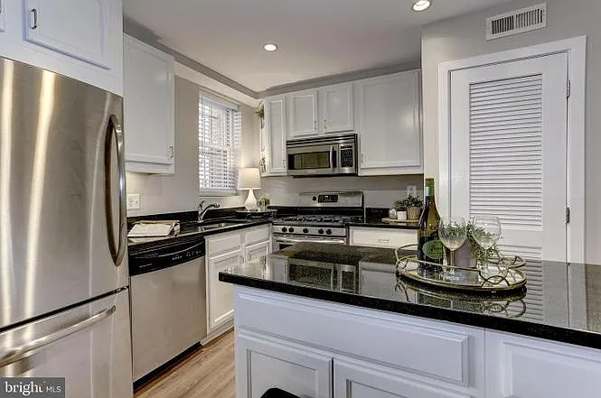 1440 Columbia Rd NW #103 — Photo 10